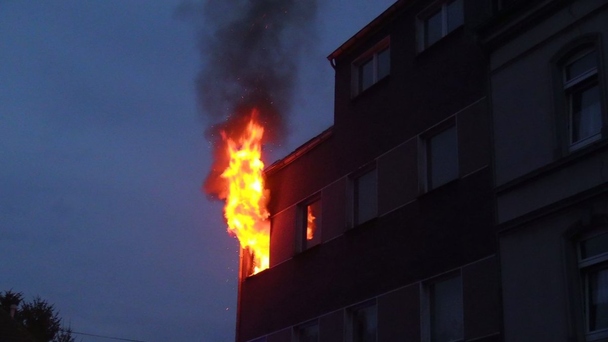 gelsenkirchen-feuer.JPG