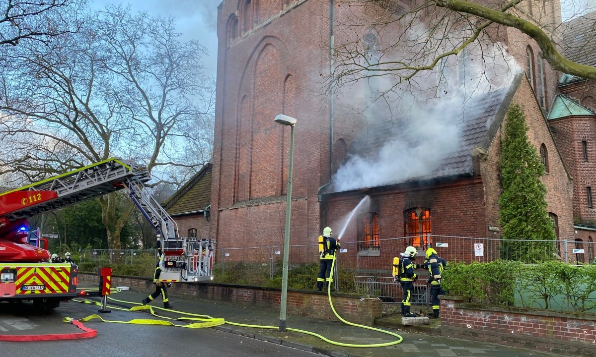 gelsenkirchen feuerwehr.jpg