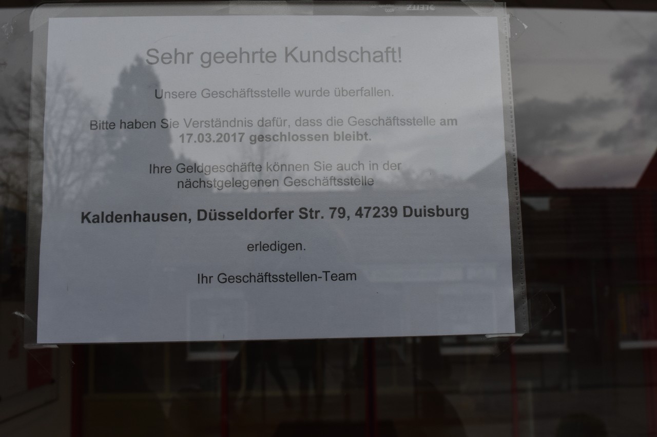 Die Sparkasse blieb auch am Freitag geschlossen.