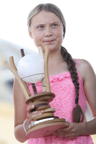 Greta Thunberg: 2019 erhielt sie zwar nicht den Friedensnobelpreis, dafür aber viele andere Auszeichnungen – wie hier unter anderem den Prix Liberte in Caen (Frankreich).
