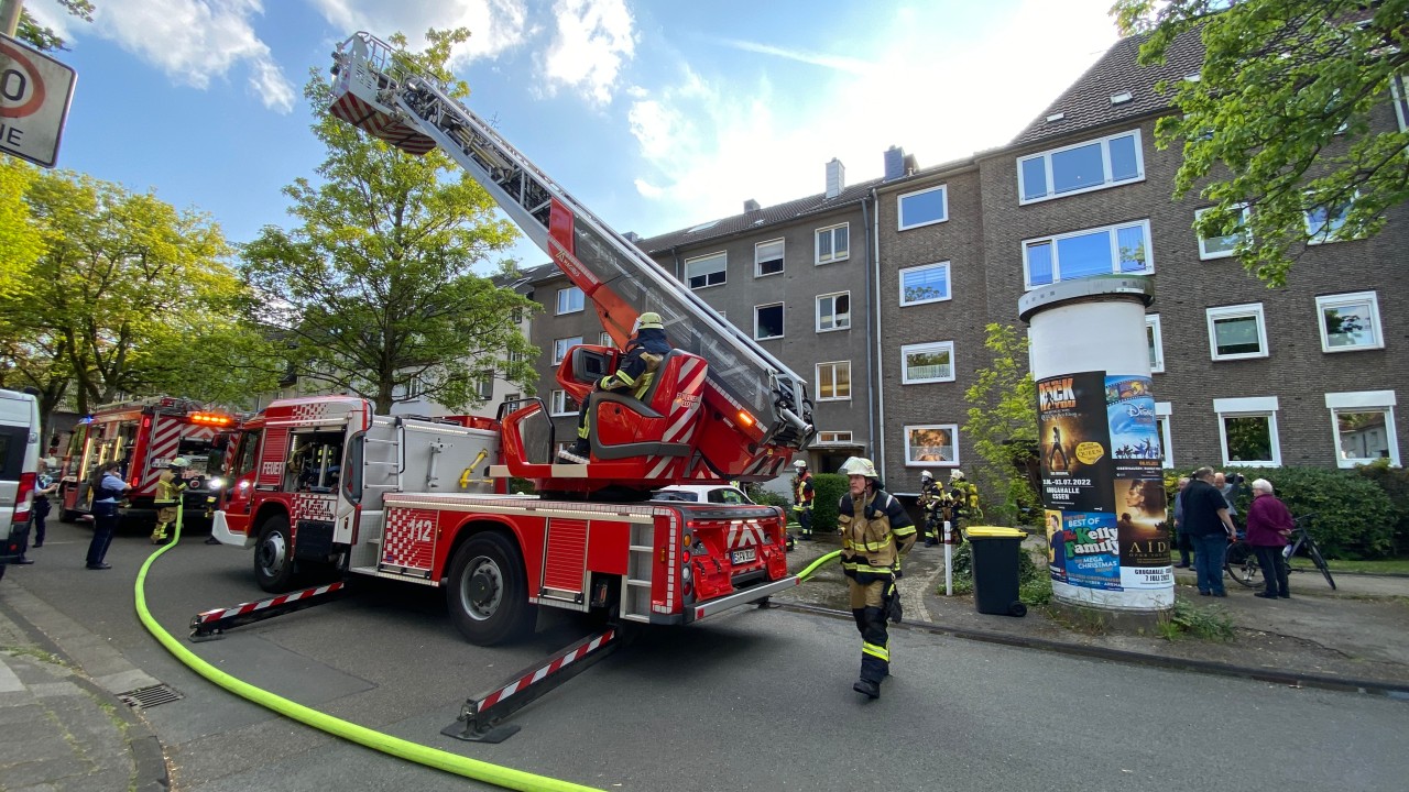 Tragischer Feuerwehreinsatz in Essen. 