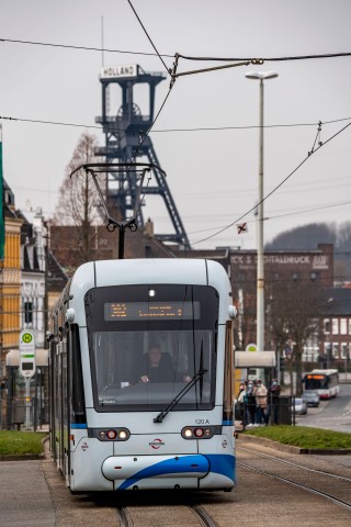 Mehrere Mädchen in der 903 sexuell belästigt! (Symbolbild)