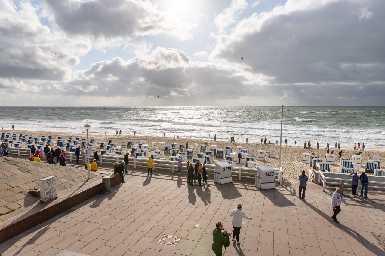 Fans streiten sich, wo man besser Urlaub an der Nordsee machen kann: Sylt oder Sankt Peter-Ording? (Symbolbild)