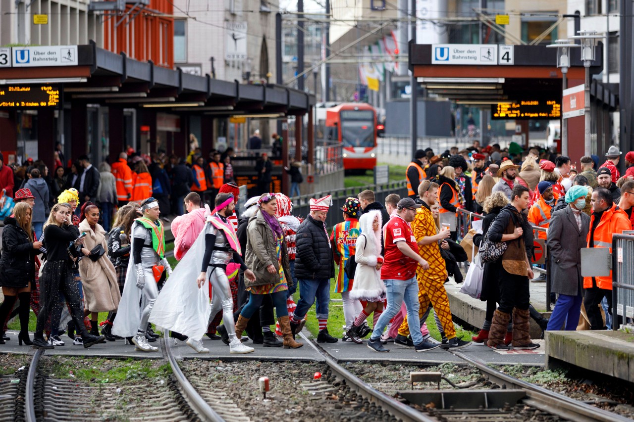 Karneval in NRW: Feiern trotz Krieg? Die Meinungen dazu gehen weit auseinander (Symbolbild).