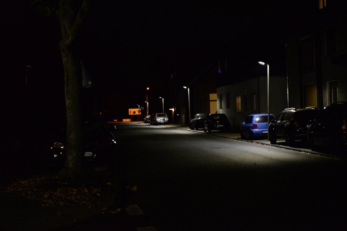 led oberhausen straße nacht dunkel.jpg