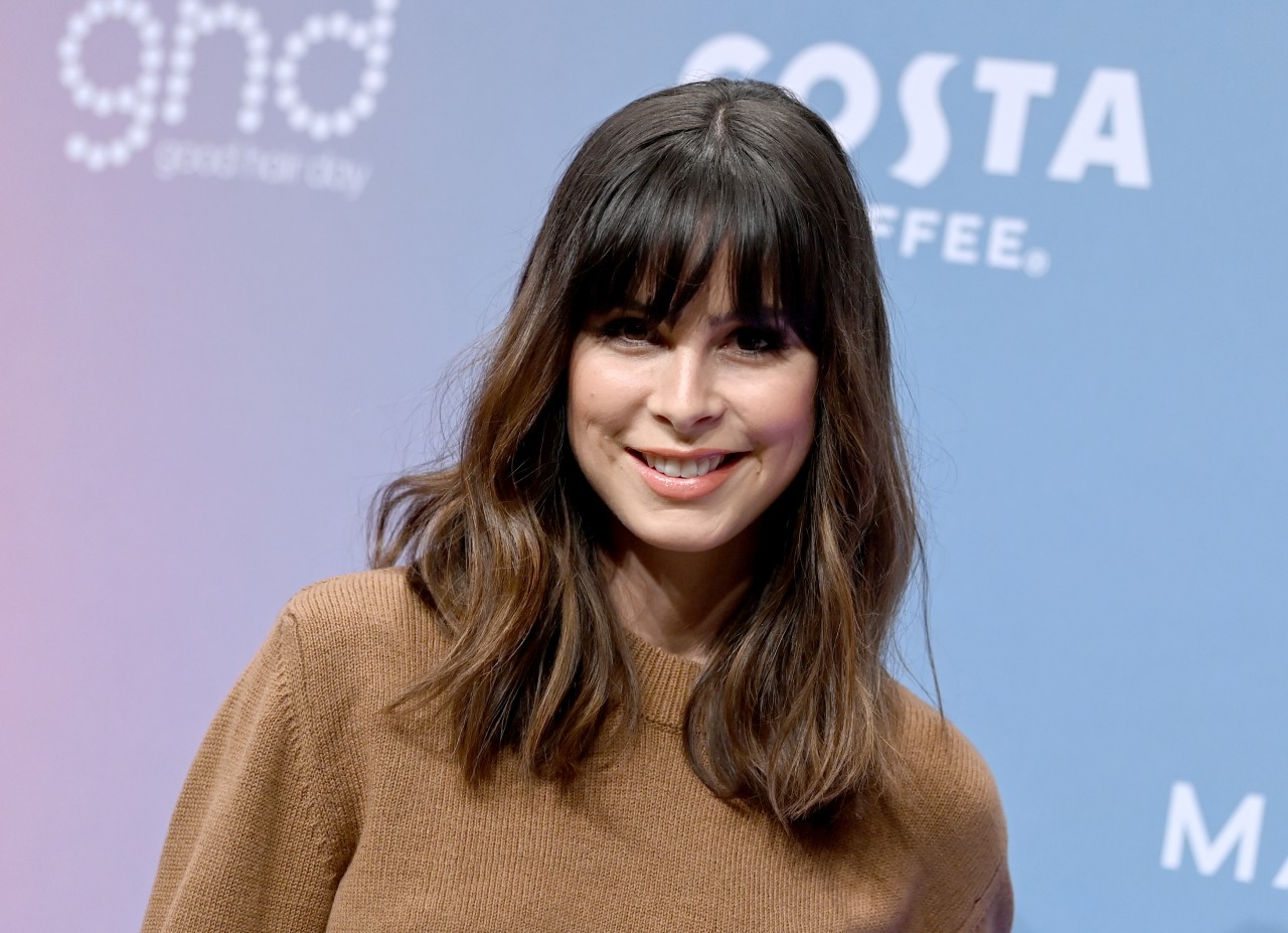 Lena Meyer-Landrut präsentiert sich ihren Fans in einem seltenen Look. (Archivbild)