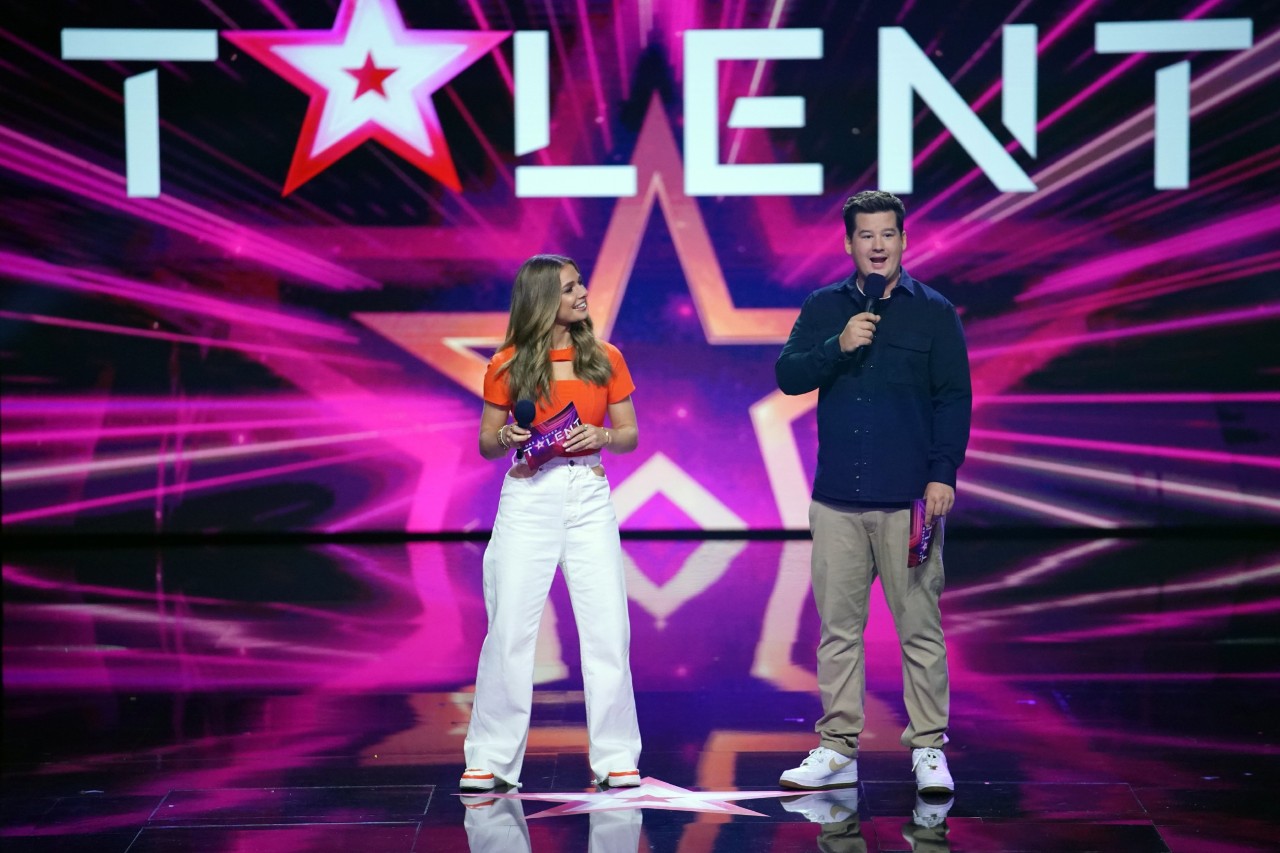 Sie sind die neuen „Supertalent“-Moderatoren: Lola Weippert und Chris Tall.