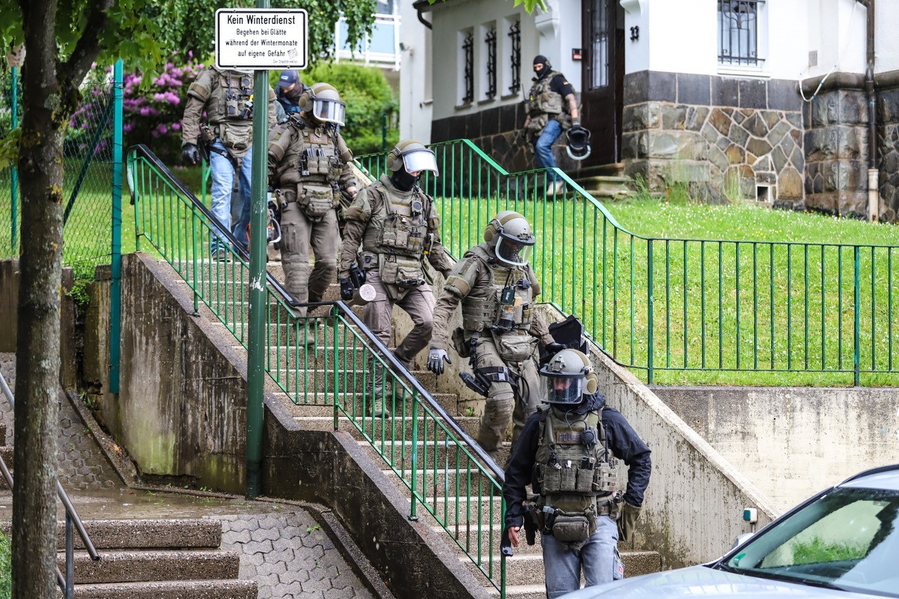 Lüdenscheid: Die Polizei hat einen Mann nach den tödlichen Schüssen auf der Steinert Kirmes festgenommen.