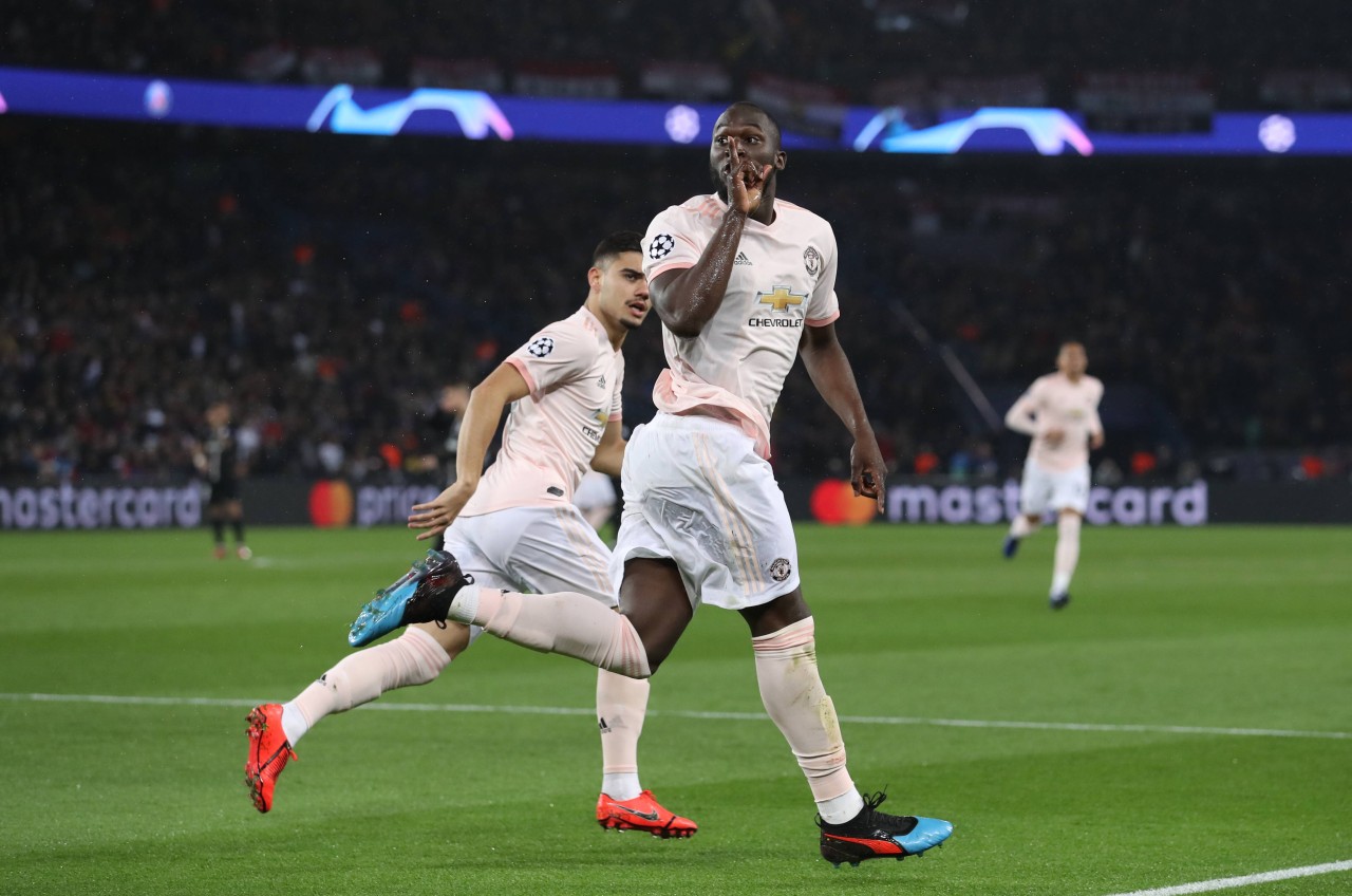 Romelu Lukaku schoss Manchester United im Duell mit Paris Saint-Germain überraschend ins Viertelfinale der Champions League.