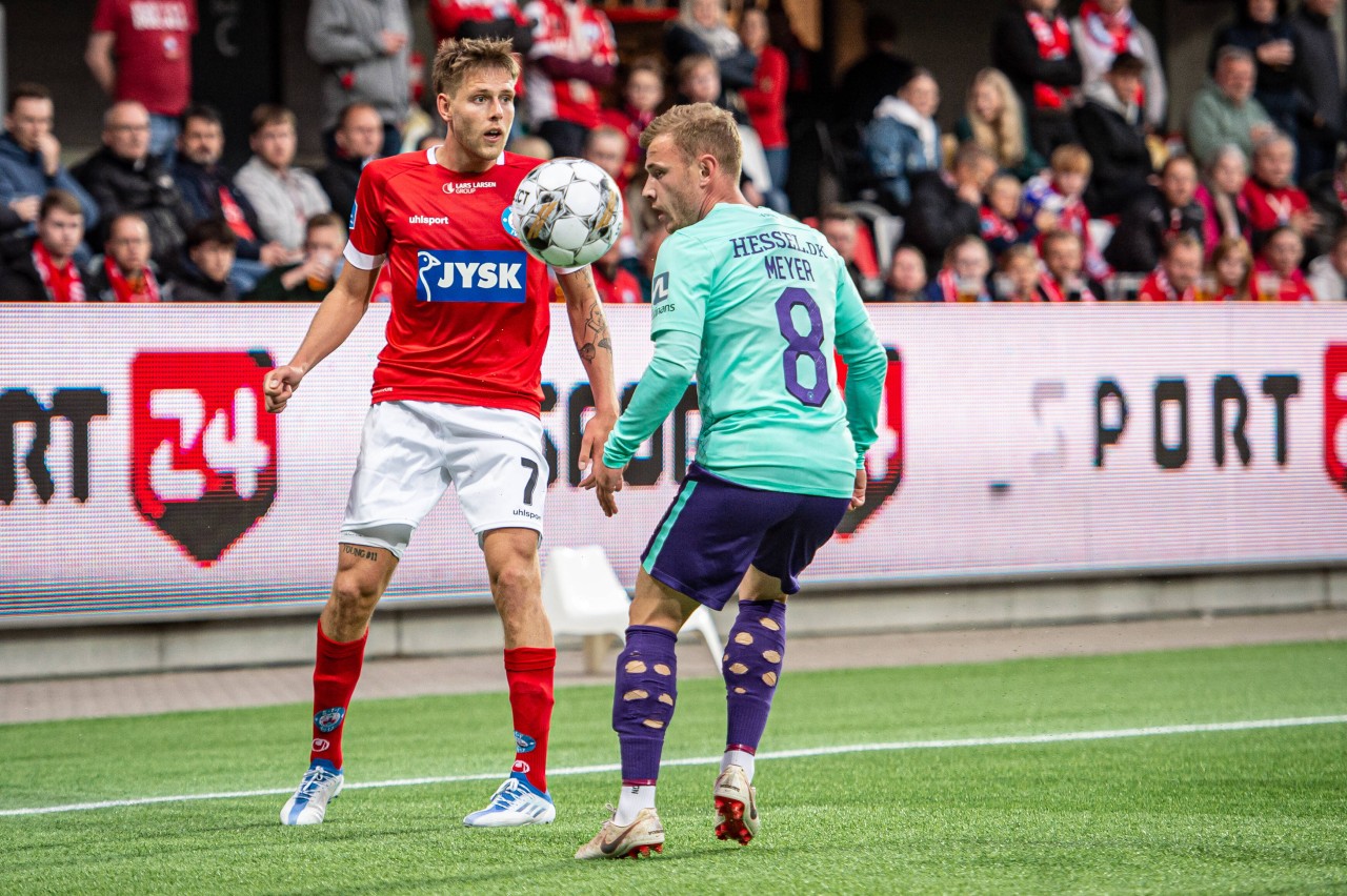 Max Meyer (r.) im Einsatz für den FC Midtjylland. 