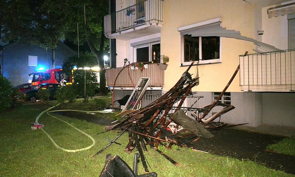 mülheim brand mehrfamilienhaus.jpg