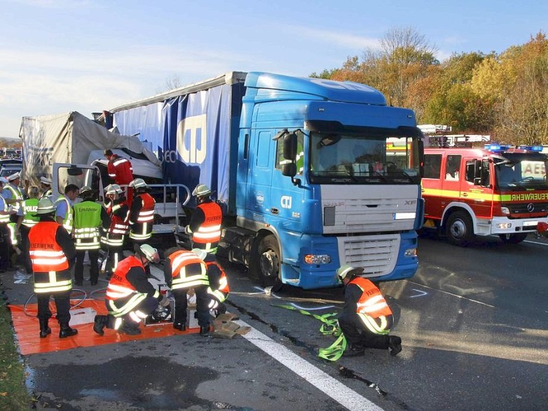 Verkehrsunfall auf der A2 zwischen der Abfahrt Kamen/Bergkamen und dem Kamener Kreuz.