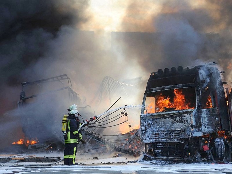 Schwerer Unfall auf der A2 vor dem Kamener Kreuz!!!Foto ist Honorarpflichtig!!!