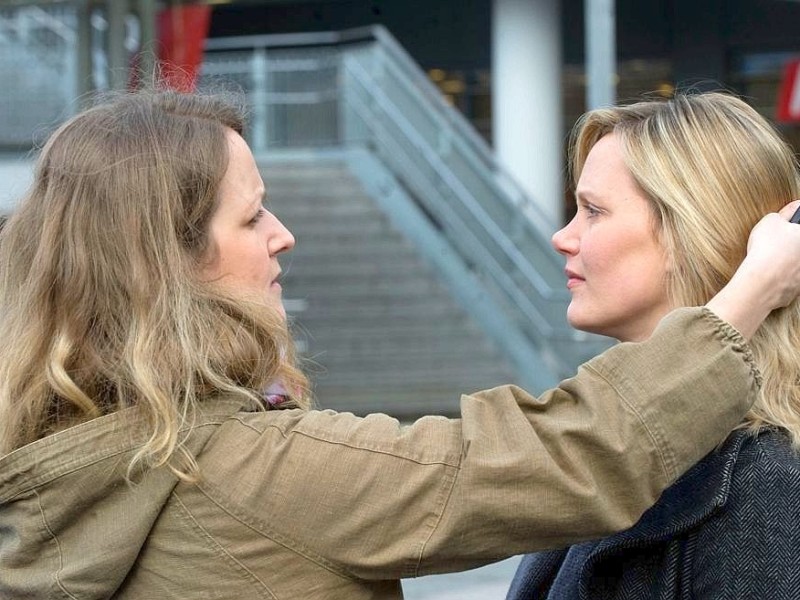 Der Tatort aus Dortmund. ARD stellt seine Ermittler für die Ruhrmetropole vor. Jörg Hartmann als Hauptkommissar Peter Faber, Anna Schudt als Hauptkommissarin Martina Bönisch, Aylin Tezel als Oberkommissarin Nora Dalay, Stefan Konarske als Oberkommissar Daniel Kossik.