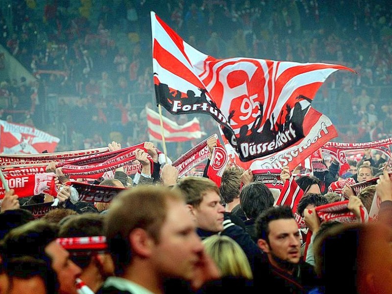 Fortuna Düsseldorf jubelt über den Aufstieg im Relegationsspiel gegen Hertha BSC.