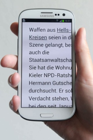 ... im Zoom zeigt sich die Brillanz des Displays. Keine Fransen, gestochen scharfe Buchstaben. Doch eignet sich das...