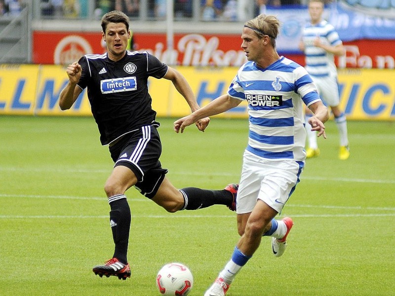 2. Fussball Bundesliga, MSV Duisburg : VfR Aalen in der Schauinsland-Reisen-Arena in Duisburg-Wedau, am Sonntag den 05.08.2012.Soeren Brandy am Ball.Foto: Lars Fröhlich / WAZ FotoPool