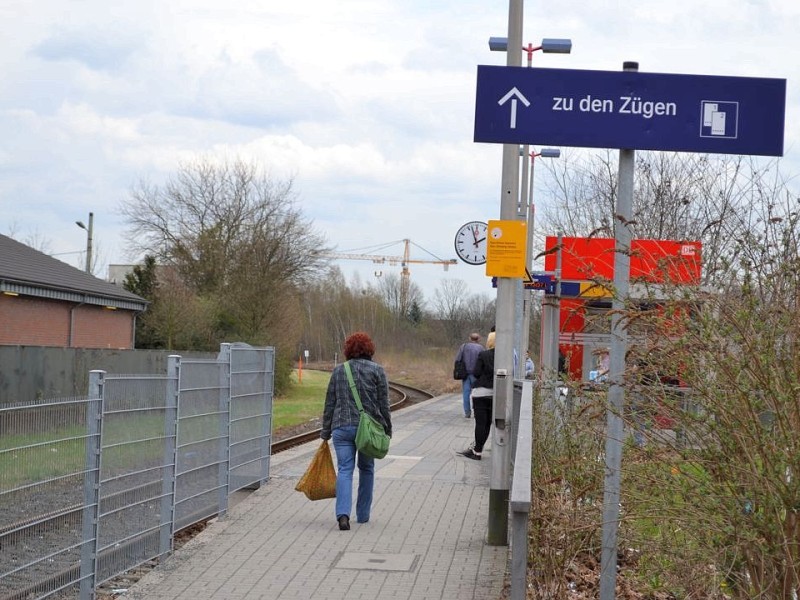 ... von hier gehen auch Züge des Regionalverkehrs ab.