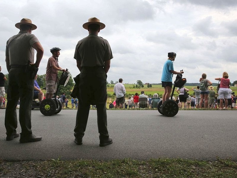 Amerikaner spielen zum 150. Jahrestag die entscheidende Schlacht des amerikanischen Bürgerkrieges in Gettysburg nach.