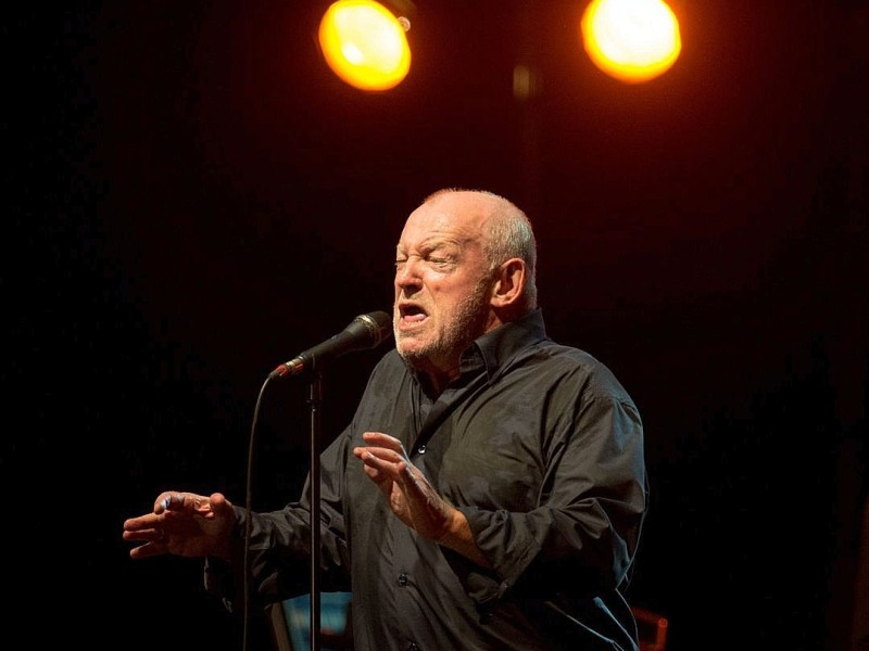 Weltstar Joe Cocker spielte bei Zeltfestival Ruhr vor mehreren tausend Fans, am Sonntag, den 18. August 2013 in Bochum. Foto: Ingo Otto / WAZ FotoPool
