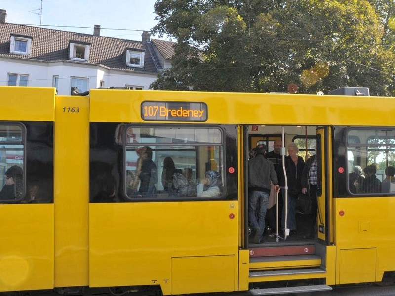 ...über die Gelsenkirchener Straße durch den alten Essener Stadtteil Stoppenberg...