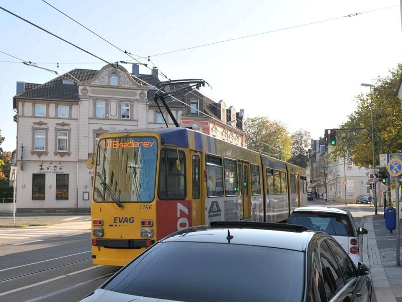 Die letzten 500 Meter: Die 107 nähert sich der Endhaltestelle...