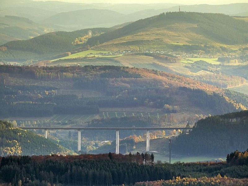 Das Sauerland im Herbst: Nuttlar.