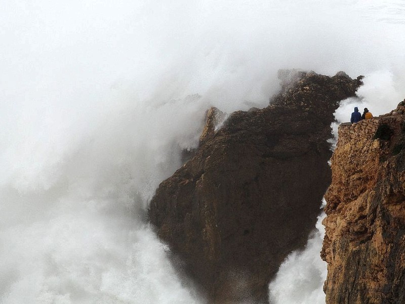 Riesenwellen in Nazaré