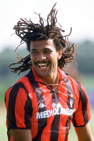 Könnte das sicherlich auch: Frank Rijkaard.