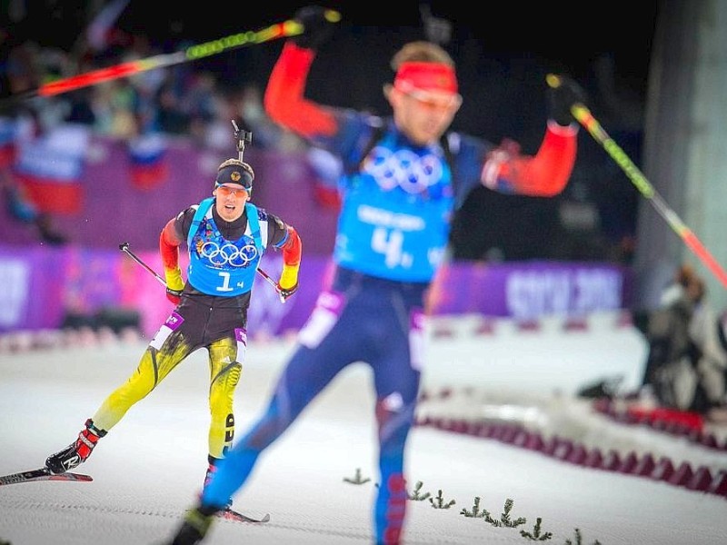 Die Biathleten steckten die harsche Kritik der letzten Tage und den Schock des deutschen Doping-Falls bravurös weg - In der Staffel mussten Erik Lesser, Daniel Böhm, Arnd Peiffer und Simon Schempp nur den Russen hinterher sehen - Silber!