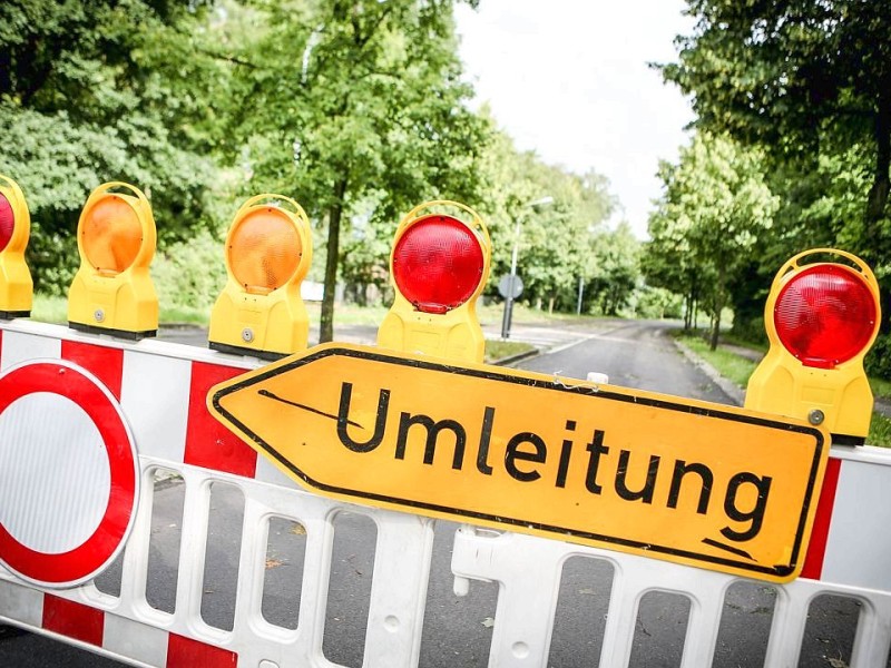 Düsseldorf wurde in der Nacht zum Dienstag von einer Unwetter-Katastrophe heimgesucht. Die traurige Bilanz: drei Tote, zehn Verletzte und Schäden in Höhe von zig Millionen Euro.