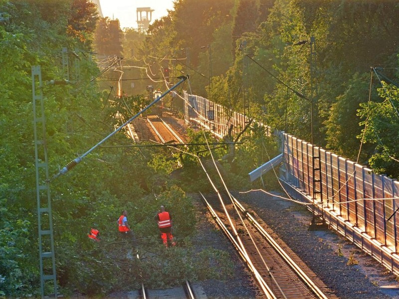 So sah es am Donnerstag noch auf der S-Bahnstrecke zwischen Essen und Bochum aus, hier in Wattenscheid.