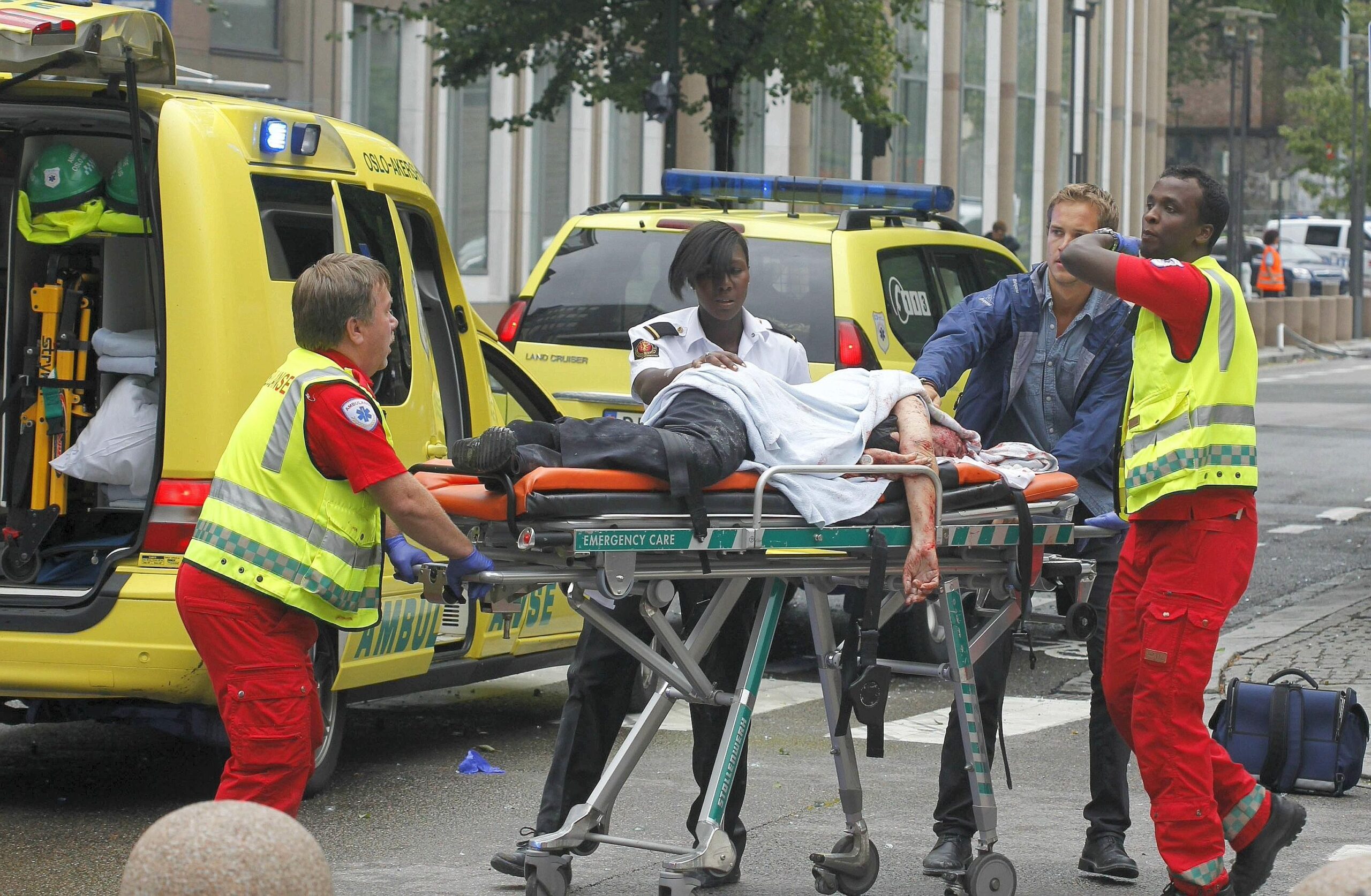 Die verletzten Menschen wurden in umliegende Krankenhäuser gebracht.
