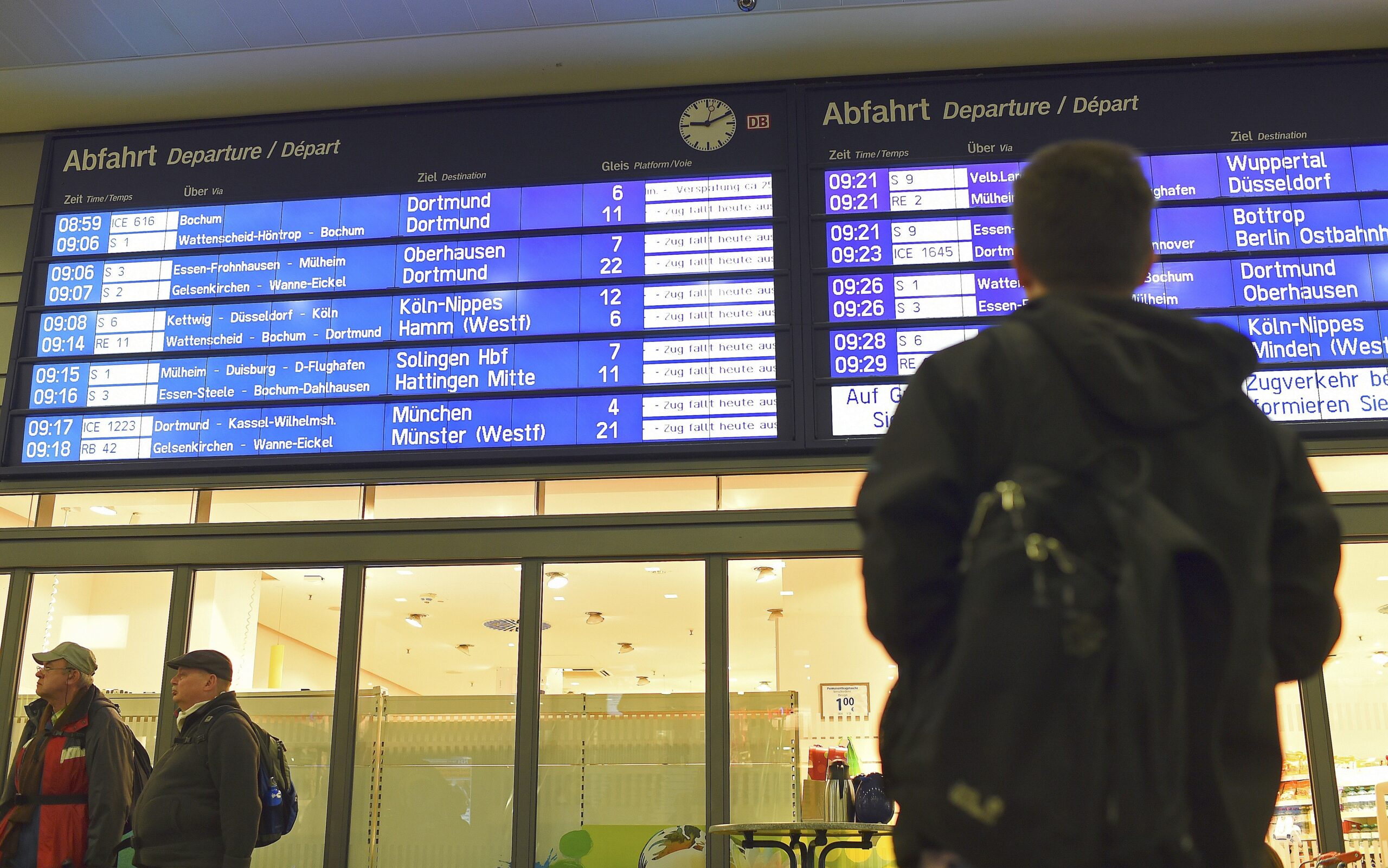 Lokführerstreik am Hauptbahnhof Essen.