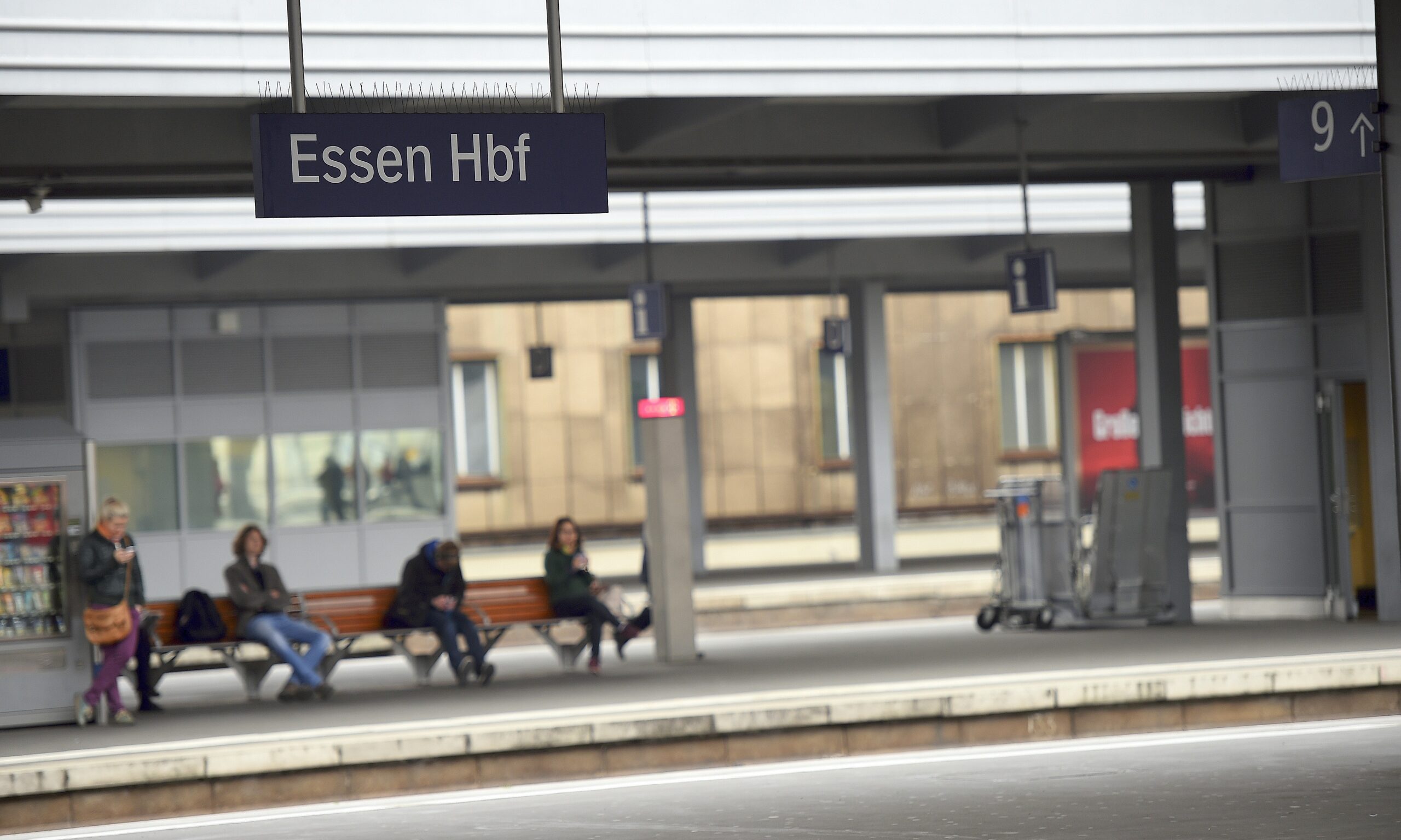 Lokführerstreik am Hauptbahnhof Essen.