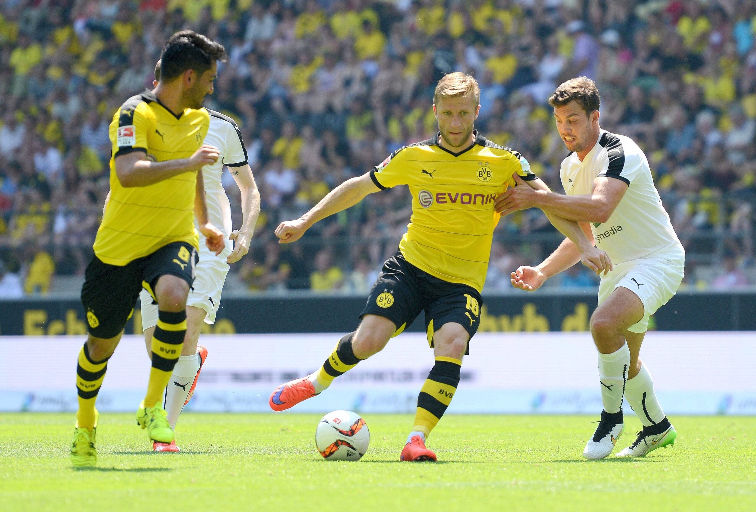 Die offizielle Saisoneröffnung von Borussia Dortmund. Die Bilder aus dem Signal Iduna Park.