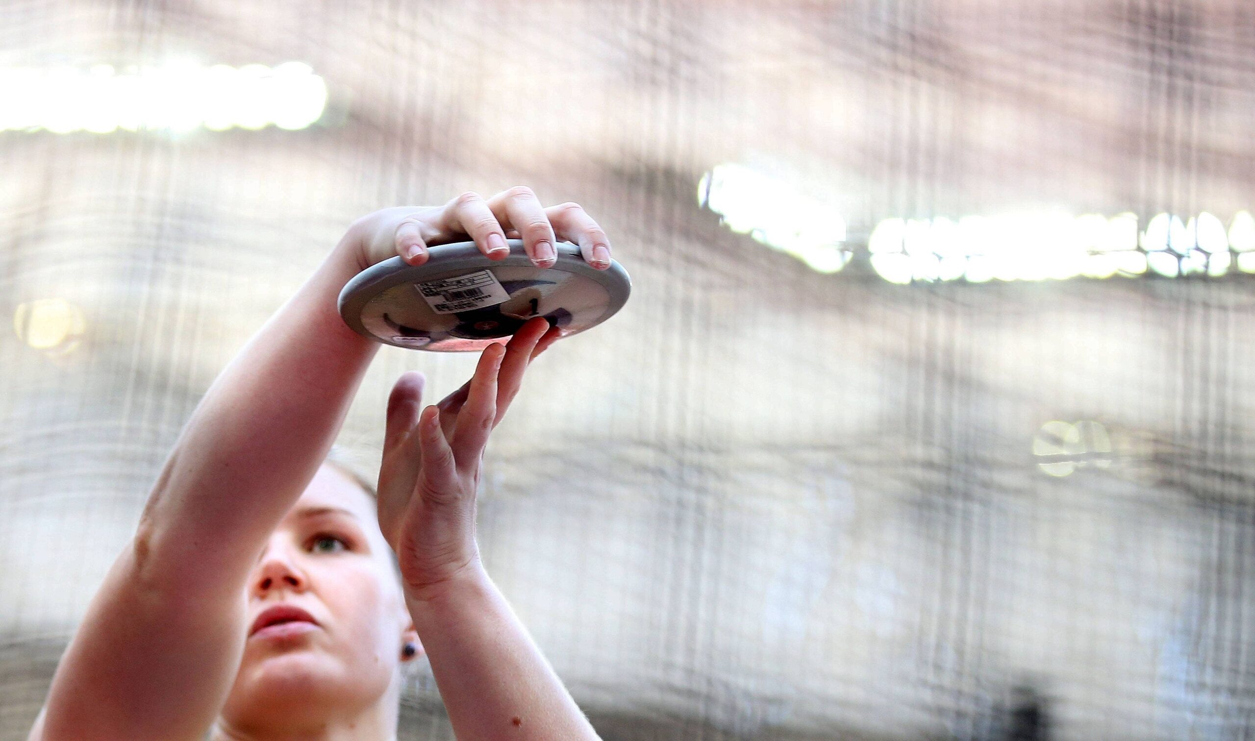 Bei der Leichtathletik-WM in Peking liefern die Sportler starke Leistungen und Emotionen. Für Deutschland holten unter anderem Kugelstoßerin Christina Schwanitz, ihr Kollege David Storl und Stabhochspringer Raphael Holzdeppe Medaillen. Alles überragender Star war 100-Meter-Weltmeister Usain Bolt.