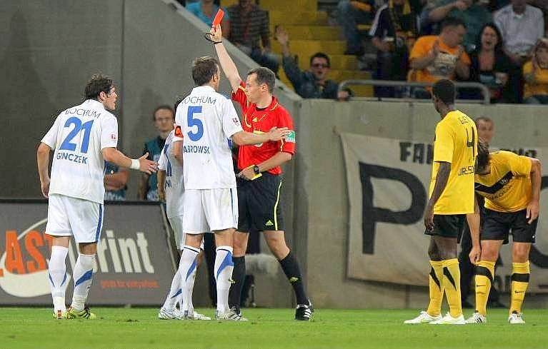 ... hoffte man auf eine Verbesserung. Doch der VfL verlor gegen Dresden mit 1:2, für Takashi Inui gab es dabei Rot.