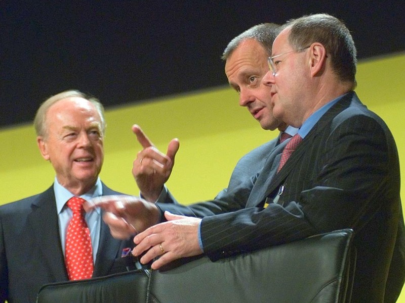 Aufsichtsratsvorsitzender Gerd Pieper, Friedrich Merz, Peer Steinbrück, v.l.n.r.