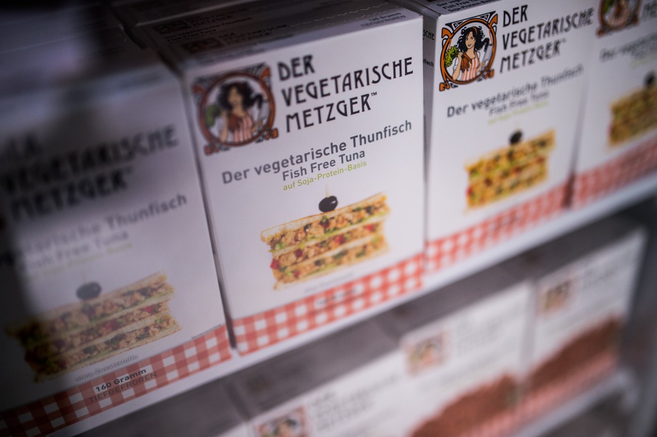 Netto, Edeka, Rewe: Rückruf eines Produkts von The Vegetarian Butcher - die Packung ähnelt der dieses Thunfisch-Sandwiches. 