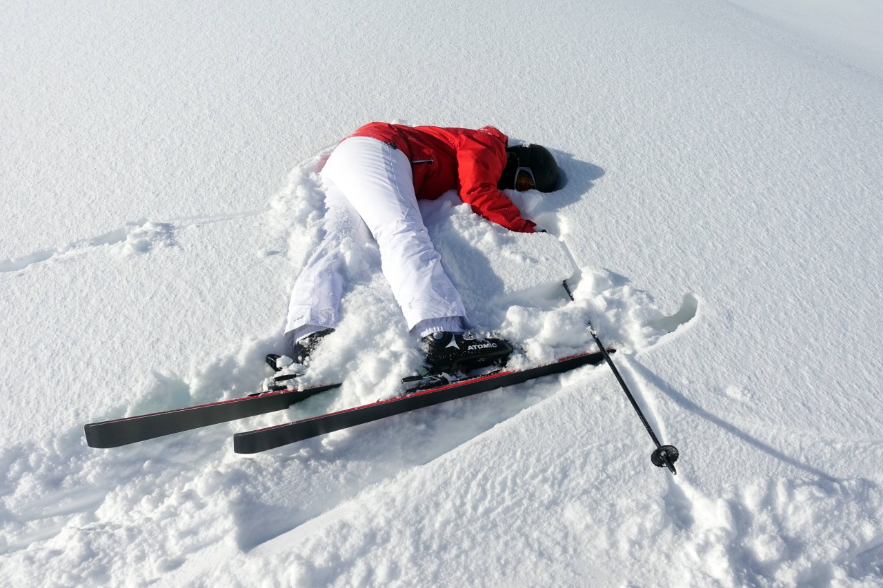 Aufgepasst! Auf der Piste solltest du dich keineswegs DABEI erwischen lassen – es kann teuer werden