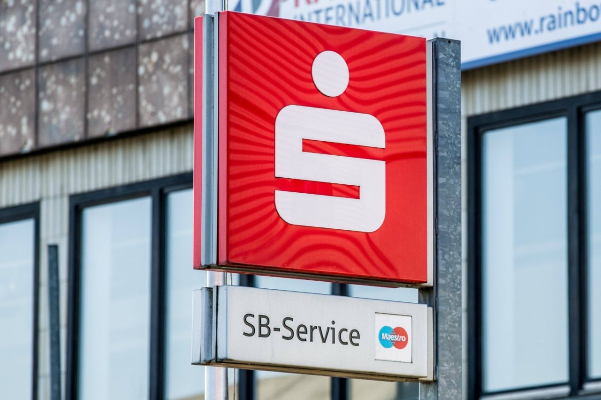 sparkasse schild.jpg