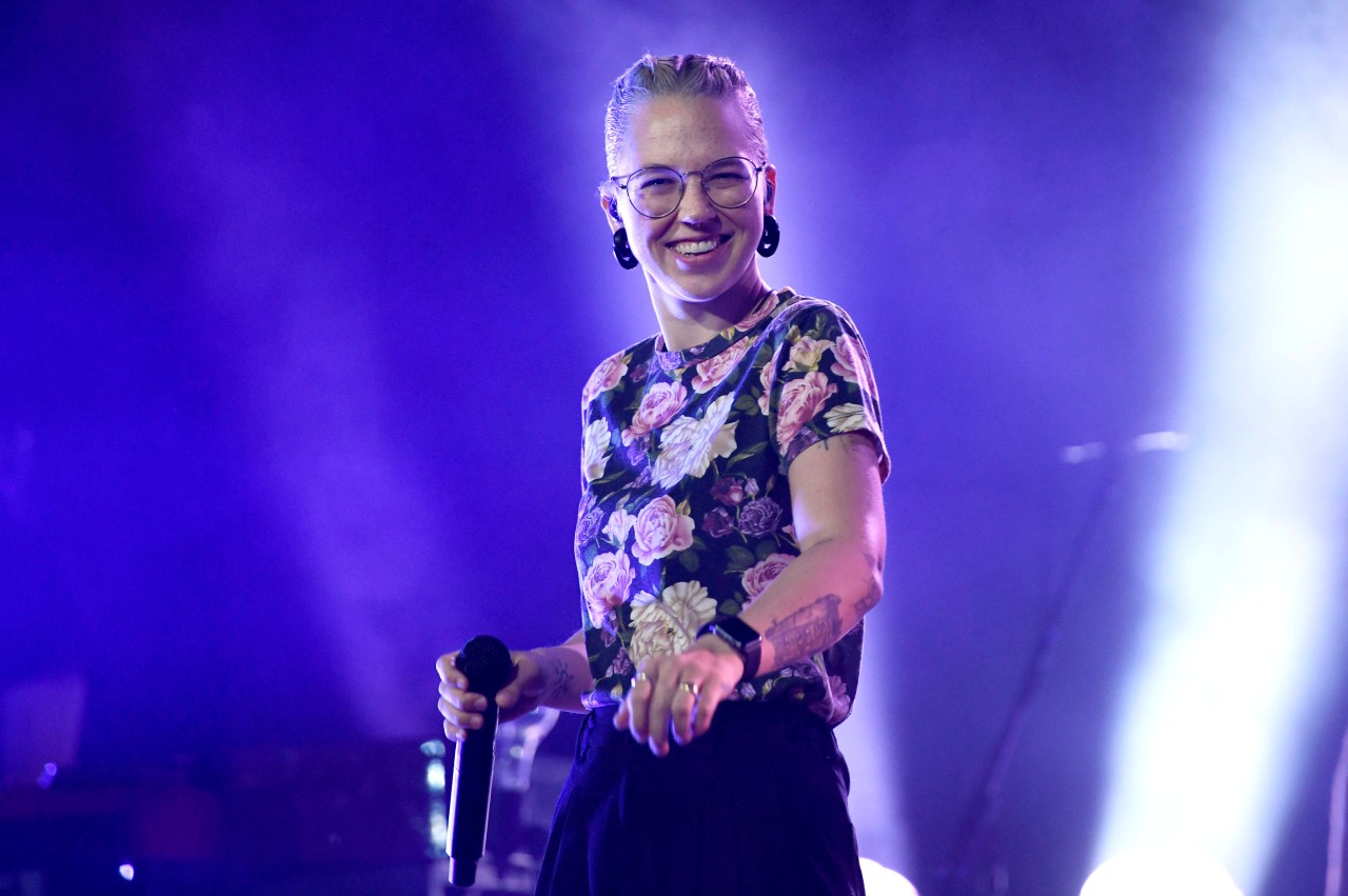 „Sing mein Song“: Mit ihrer Performance zu bringt Stefanie Heinzmann Dj Bobo zum Tanzen. (Archivbild)
