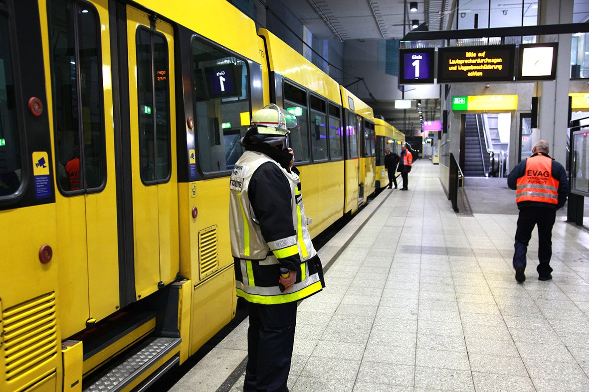 u-bahn-essen.JPG