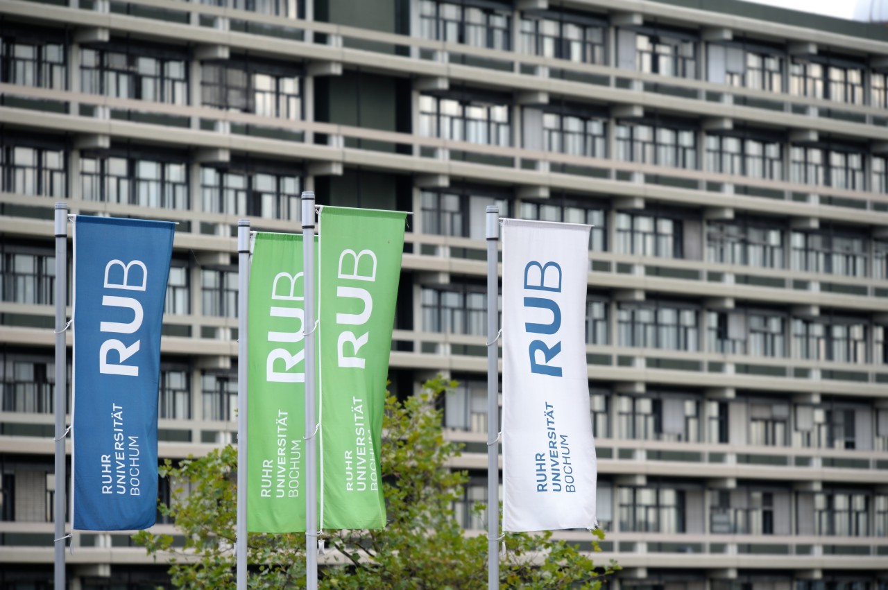 An der Ruhr Uni in Bochum spukt ein ewiger Student. 