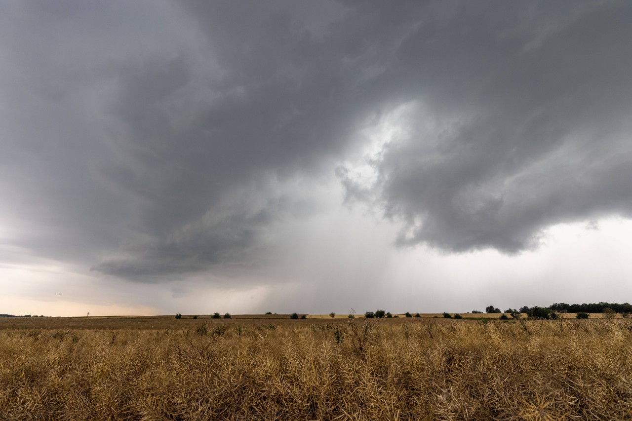 Wetter in NRW: Es wird wieder ungemütlich. (Symbolbild)