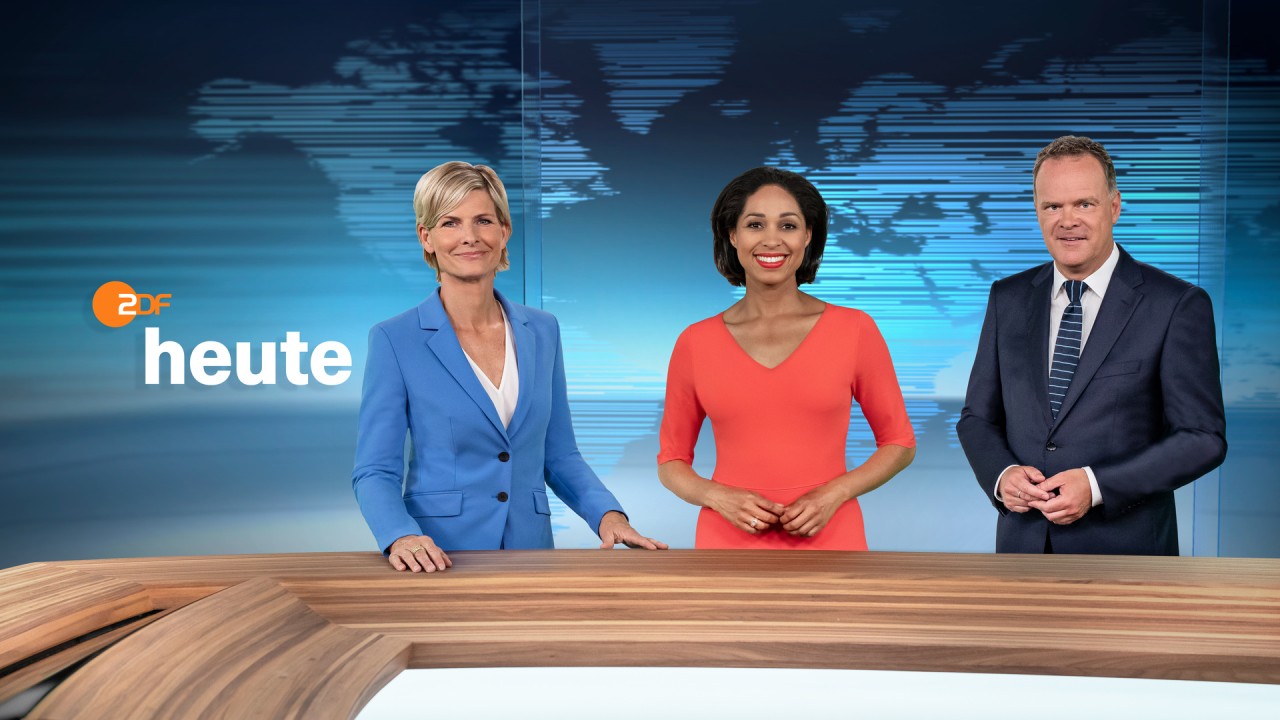 Die Moderatoren der 19-Uhr-„heute“-Sendung: Barbara Hahlweg, Jana Pareigis und Christian Sievers (v.l.n.r.)