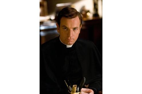 Ewan McGregor als Camerlengo Patrick McKenna. © Sony Pictures