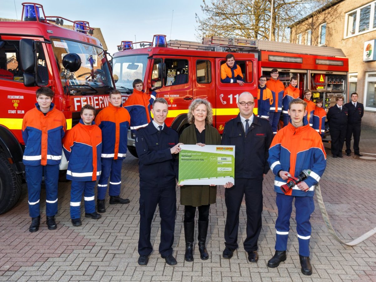 190315WestLotto-Spende - Feuerwehr