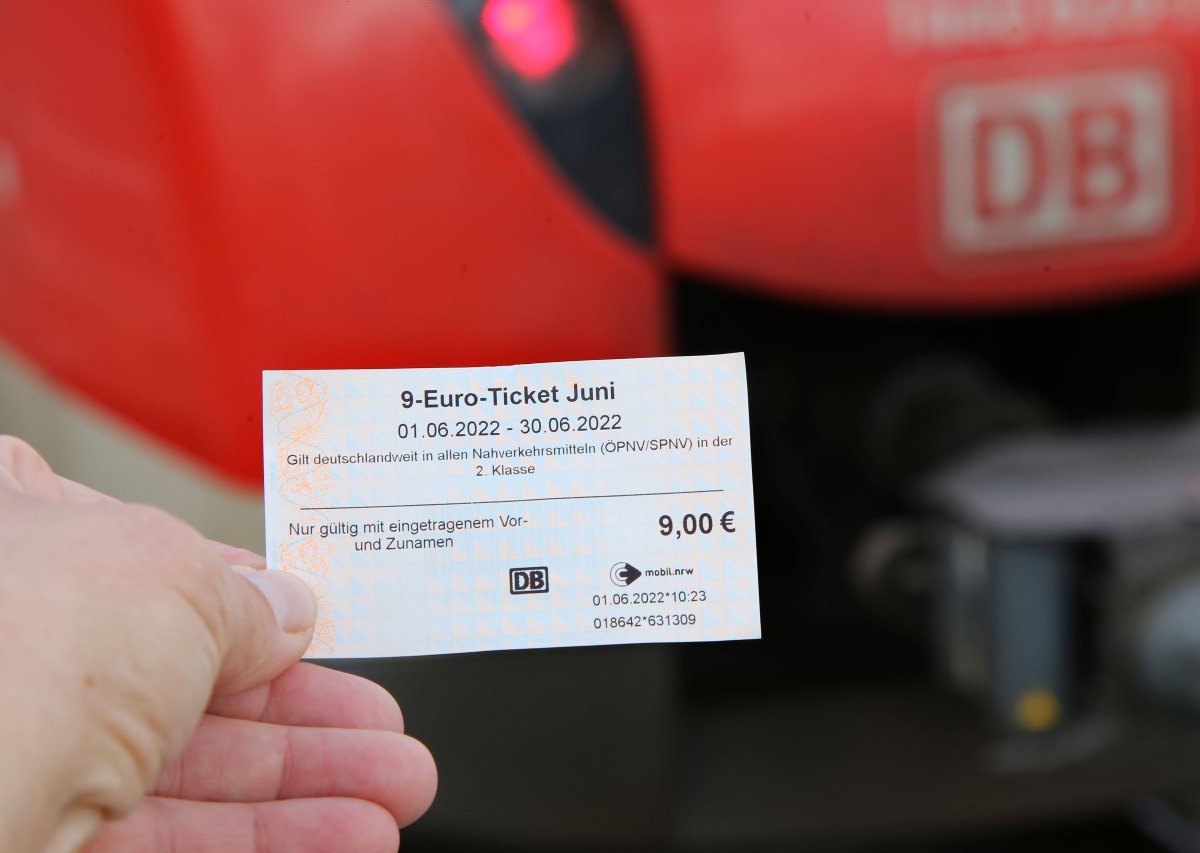 9-Euro-Ticket.jpg